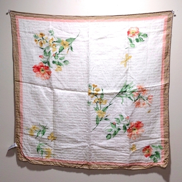 Nina Ricci Floral Butterfly Print Design Neck, muffler, square Scarf 22x22-inch - Picture 3 of 9